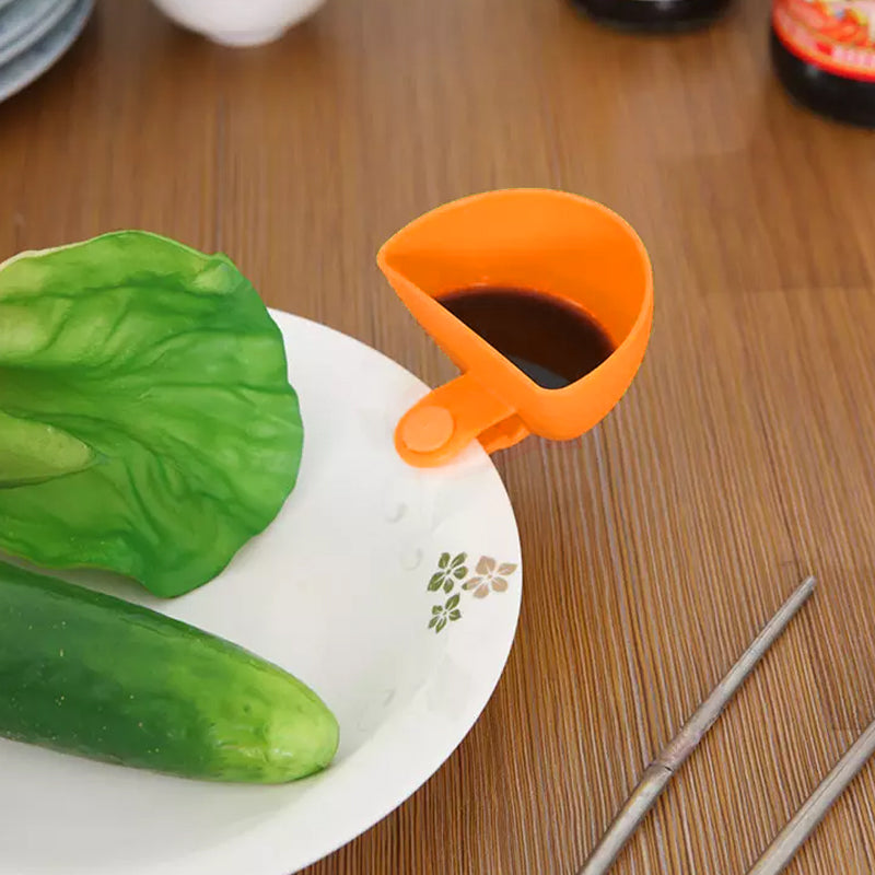 skorter | Dip Clip Bowl Plate Holder