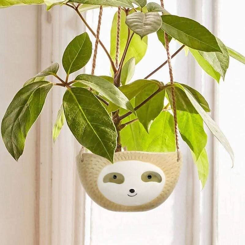 Skorter | LUMA – Stylish Hanging Sloth Vase for Your Spaces
