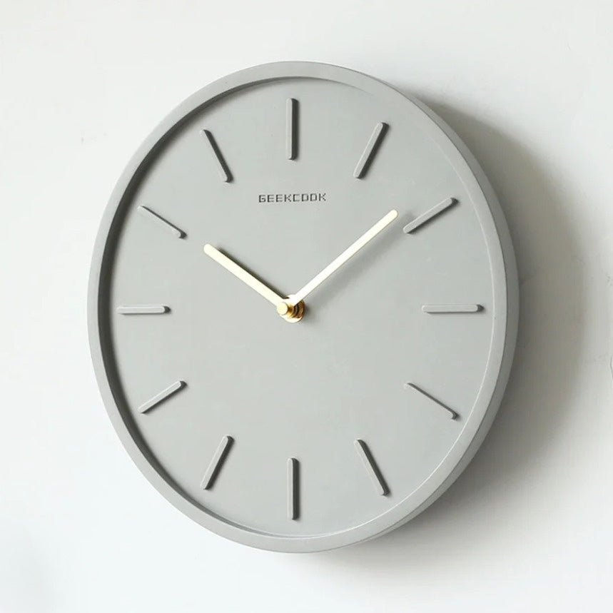 Skorter | Nordic Concrete Wall Clock with Metal Pendulum