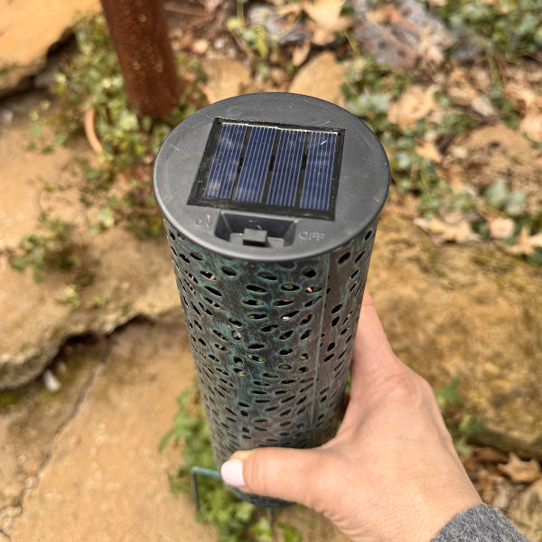 Skorter | Cylindrical metal outdoor solar lights for the garden, set of two