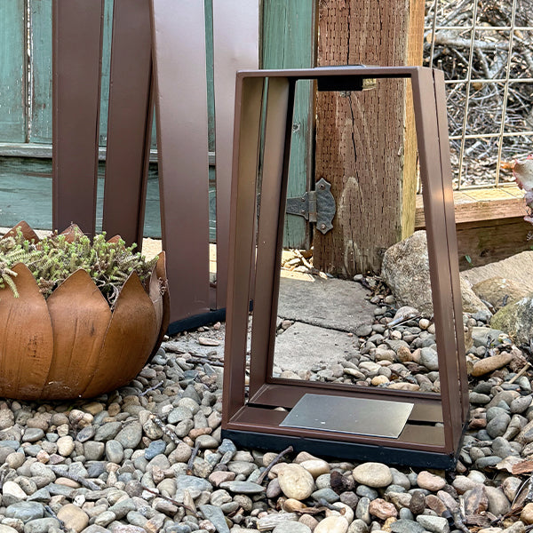 Skorter | Scandinavian Modernism Outdoor Solar Lanterns, Set of 2