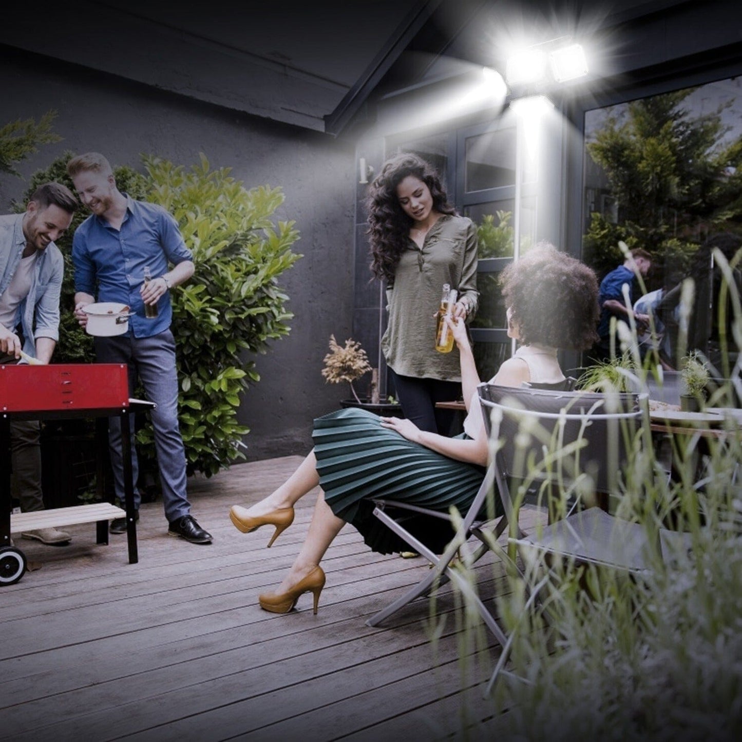 Skorter | Solar-powered outdoor wall lamps with motion sensor