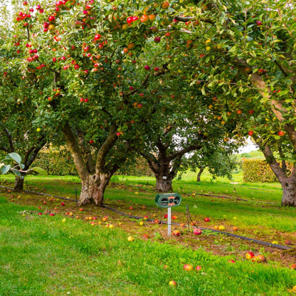 Skorter | Solar battery Ultrasonic Animal Repeller Motion Sensor