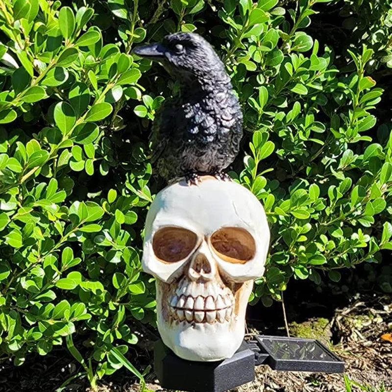 Skorter | Crow skull solar lamp for the garden