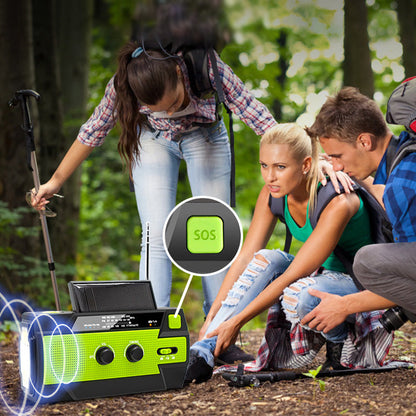Skorter | All-in-one solar-powered emergency radio