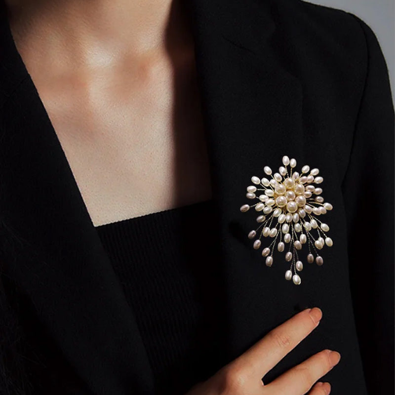 Skorter | BUY 1 GET 1 FREELadies' high-end exquisite handmade pearl brooch