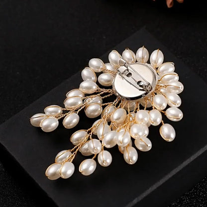 Skorter | BUY 1 GET 1 FREELadies' high-end exquisite handmade pearl brooch