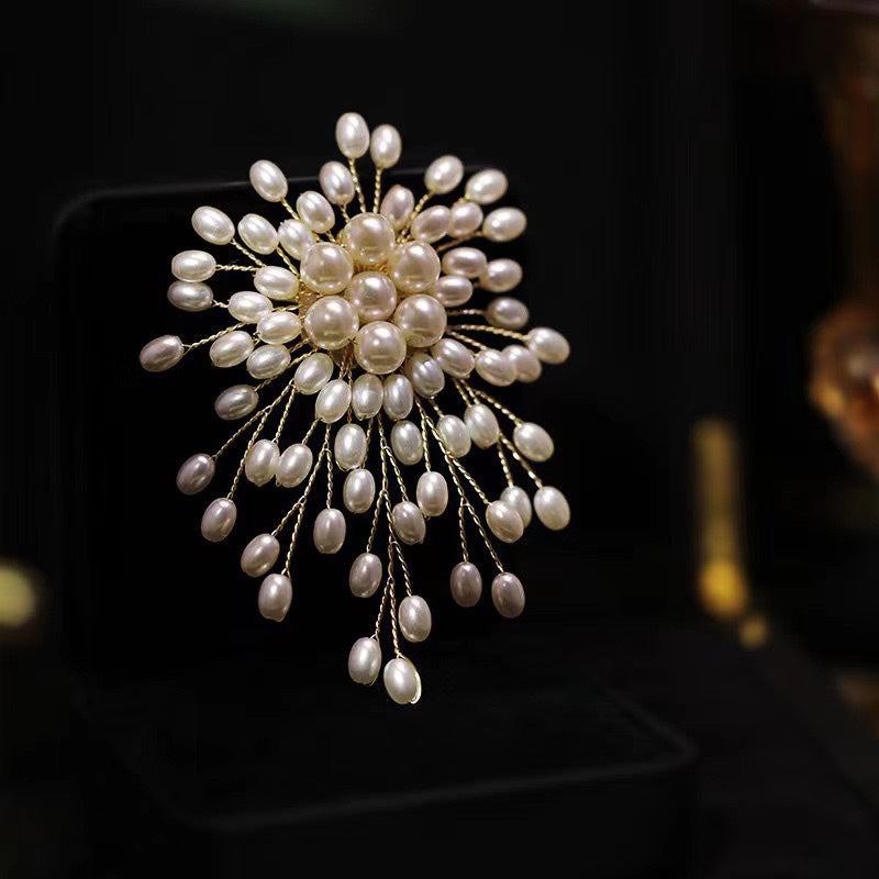 Skorter | BUY 1 GET 1 FREELadies' high-end exquisite handmade pearl brooch