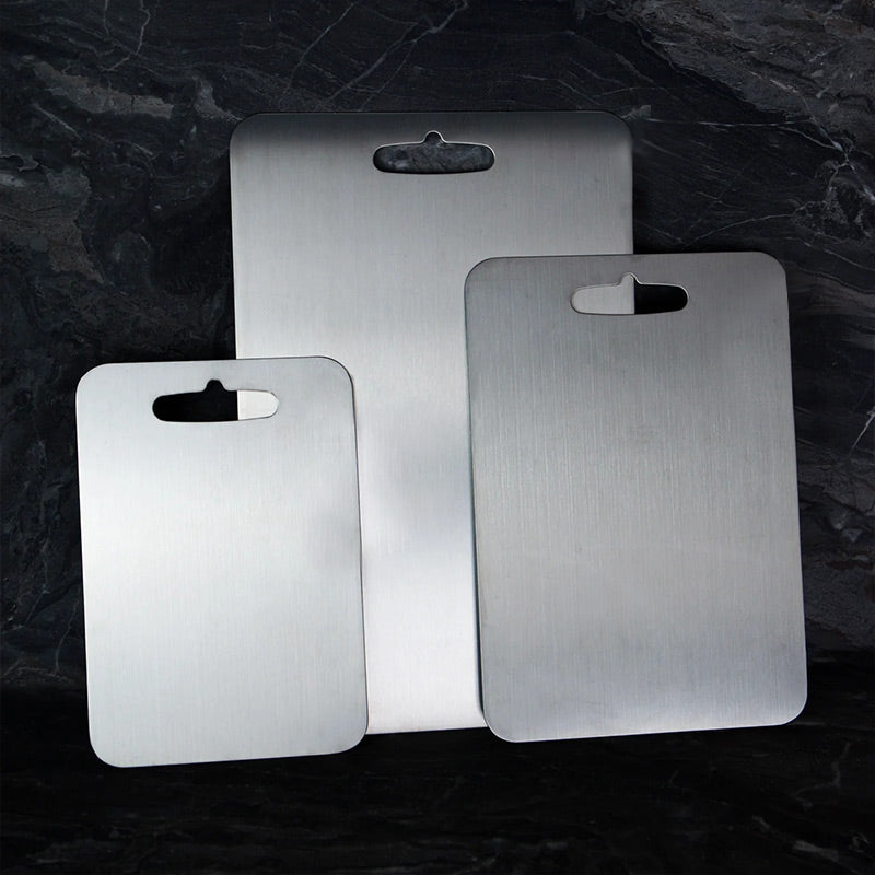 Skorter | Antibacterial cutting board in stainless steel