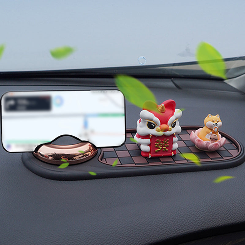 Skorter | Car dashboard holder for mobile phone