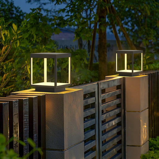 Square Frame Fence Post Garden Light - SKØRTER