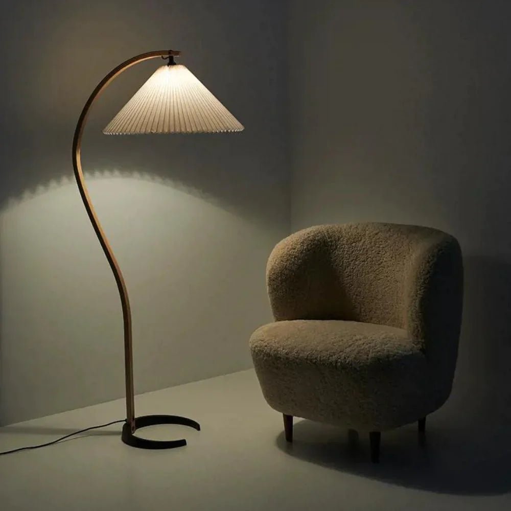 Timberline Wooden Floor Lamp - SKØRTER