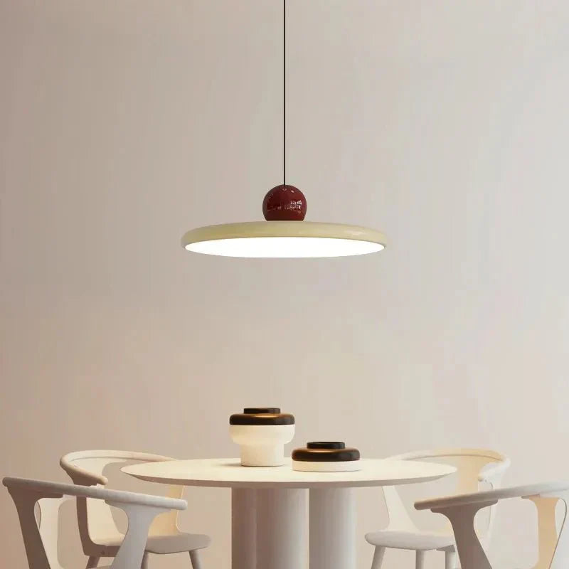 Skorter | Trendy Bauhaus Glass Pendant Lamp - LunaBau