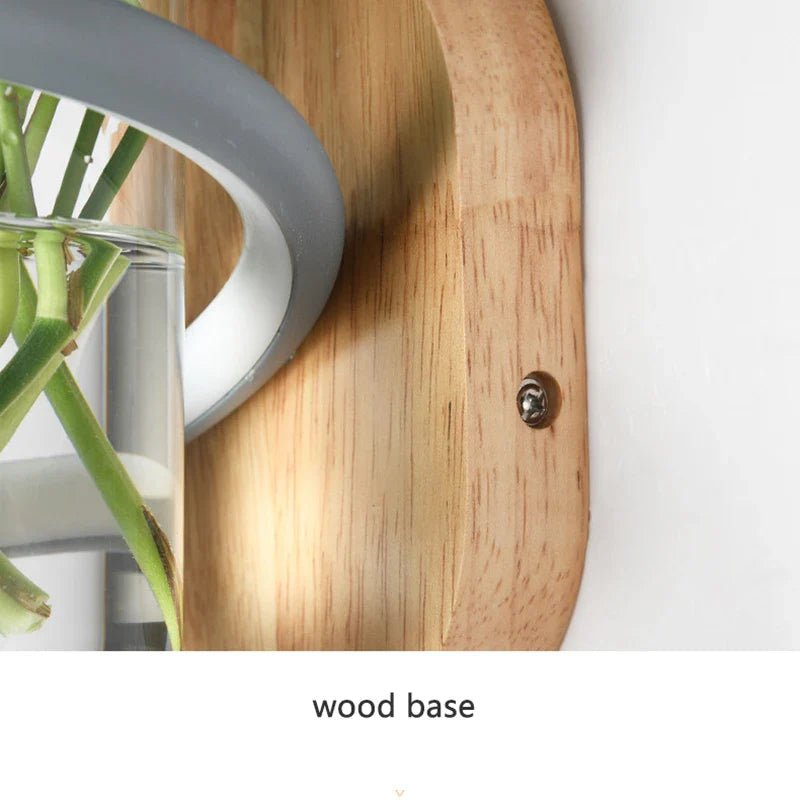 Skorter | VASELUX – Wooden Wall Lamp with Integrated LED & Decorative Vase
