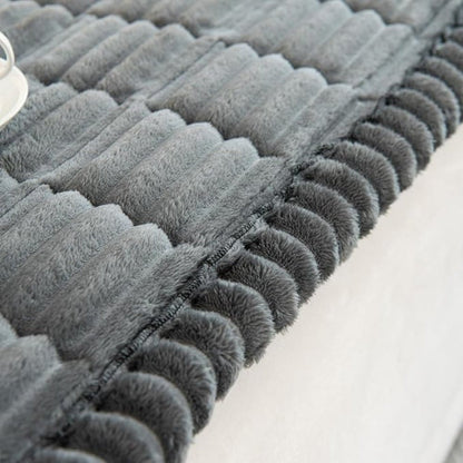 Skorter | Veluxe Shield – Premium Plush Sofa Slipcover