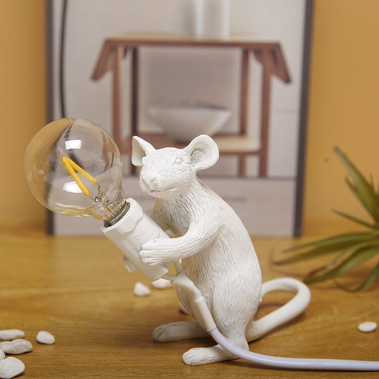 Skorter | Vintage Mouse LED Table Lamp