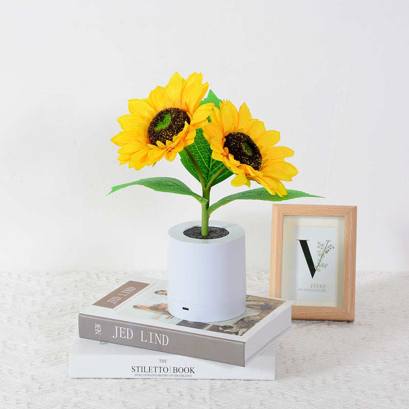 Skorter | LED Sunflower Table Lamp - Decorative Lighting Fixture for Home Decor & Nightstand Use