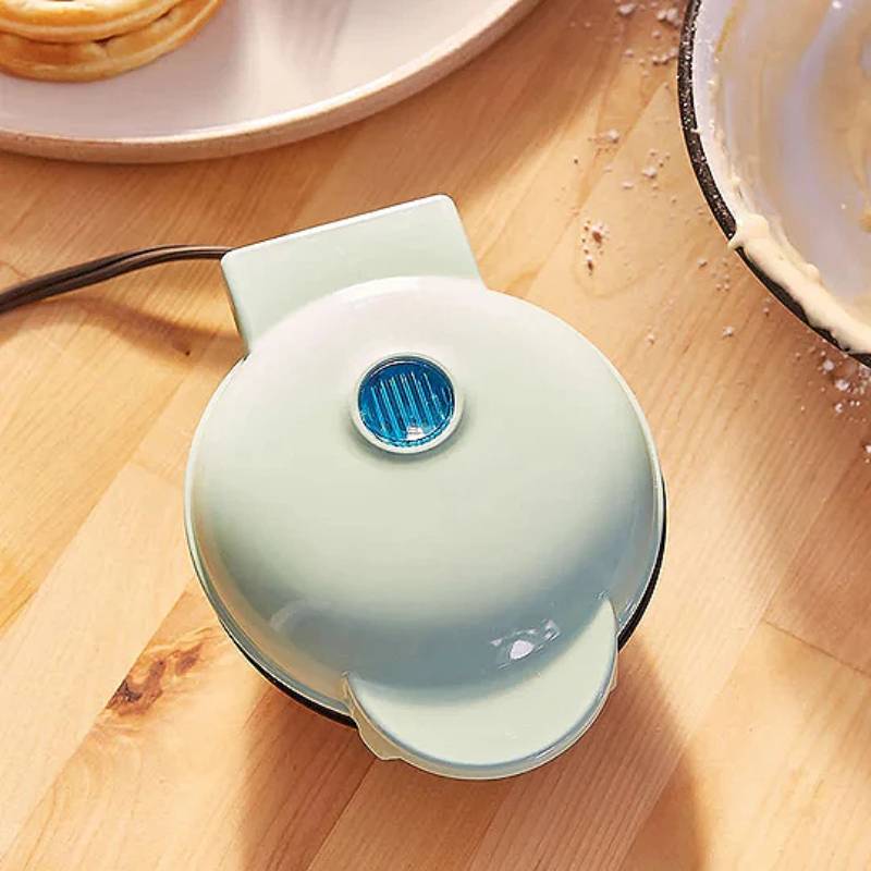 Skorter | Electric Nonstick Mini Waffle Maker