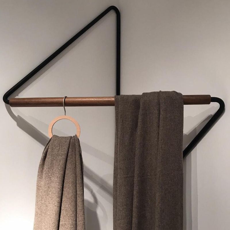 Skorter | Creative Hanger