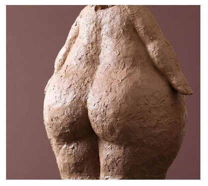 Skorter | Confident Lady Figures