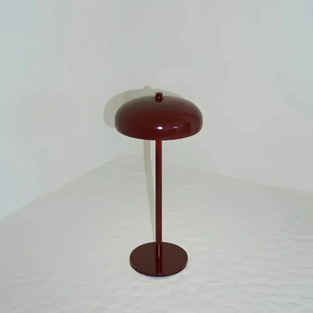 Skorter | Stylish Retro Table Lamp