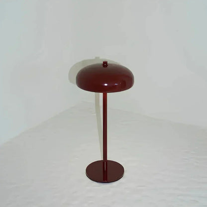 Skorter | Stylish Retro Table Lamp