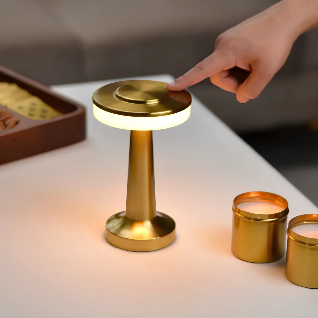 Skorter | Wireless Retro Table Lamp - LumiBar