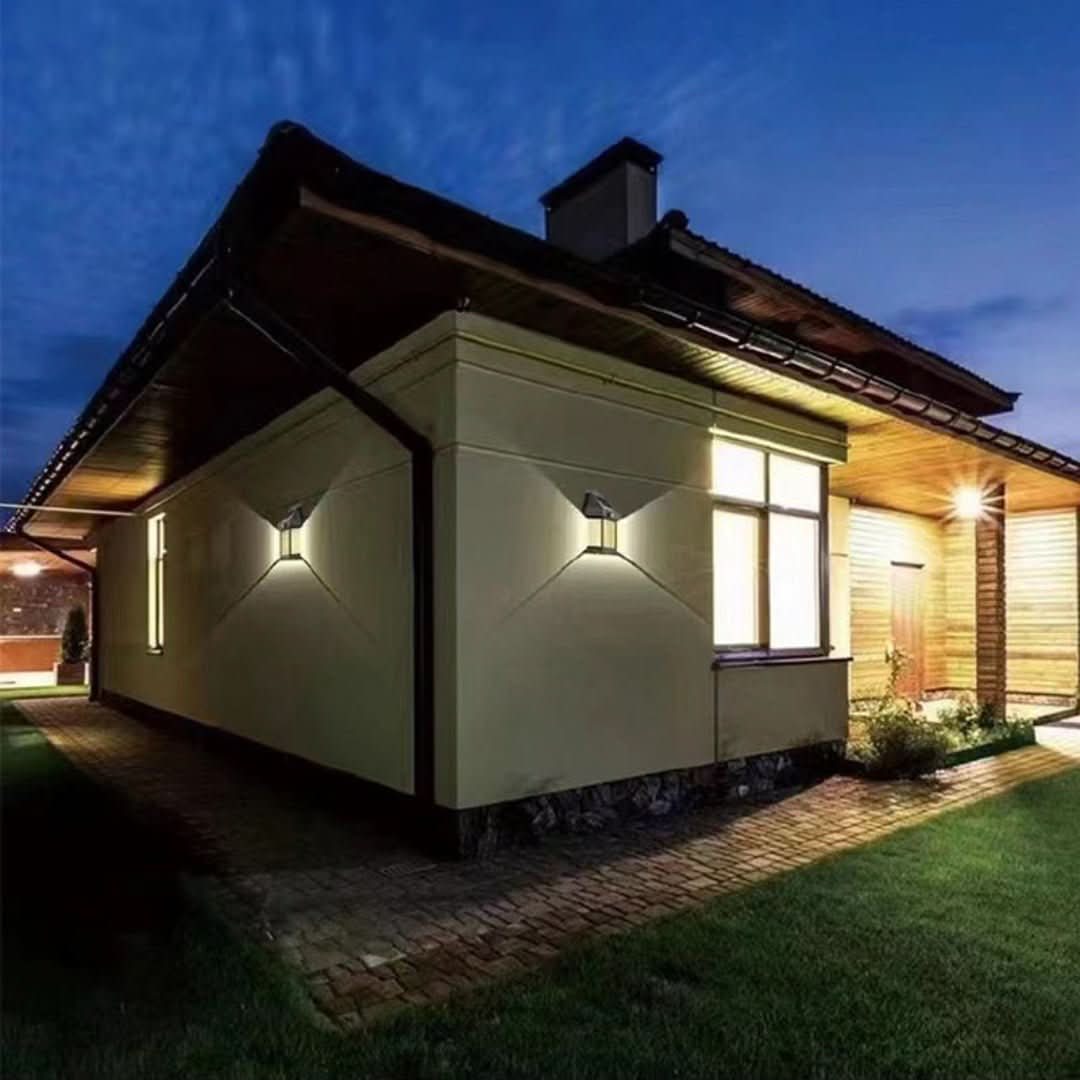 Skorter | Wolfram | Wall Lamp Powered by Solar Energy
