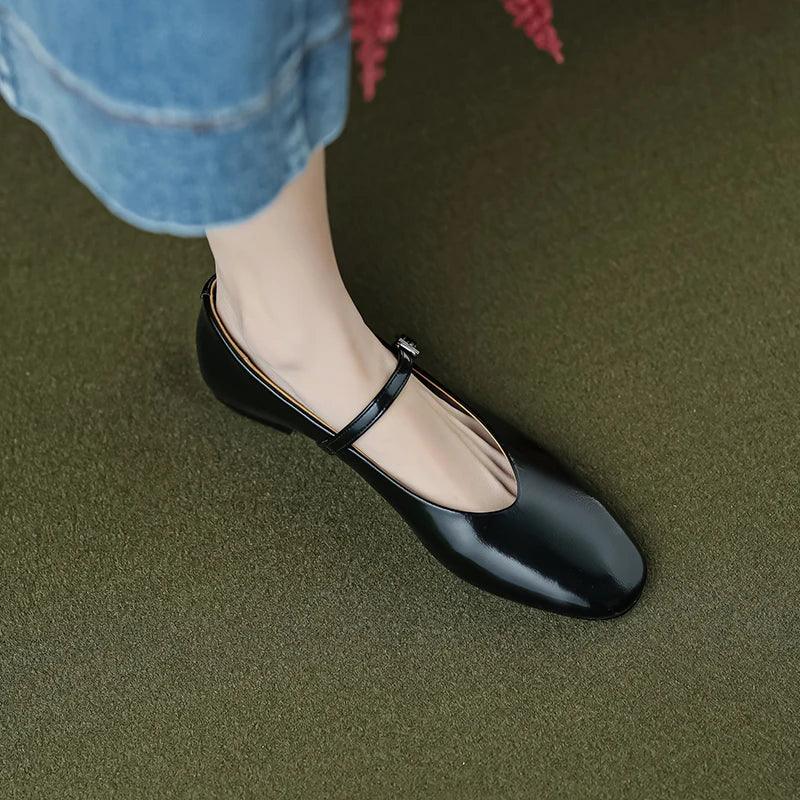 Skorter | Casual shoes: Distinctive comfortable ballerinas - Leather retro style - TSS158