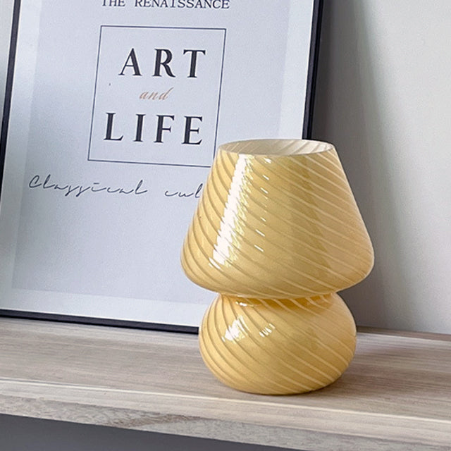 Skorter | LED Desk Lamp in Mushroom Shape made of Glass