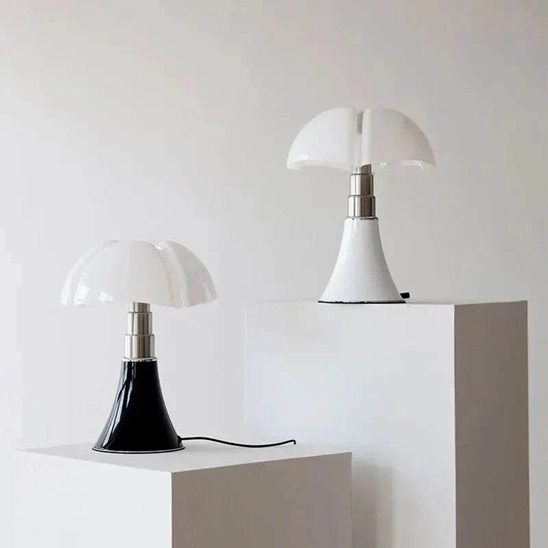 Skorter | Designer Flower Table Lamp - FloraLuxe