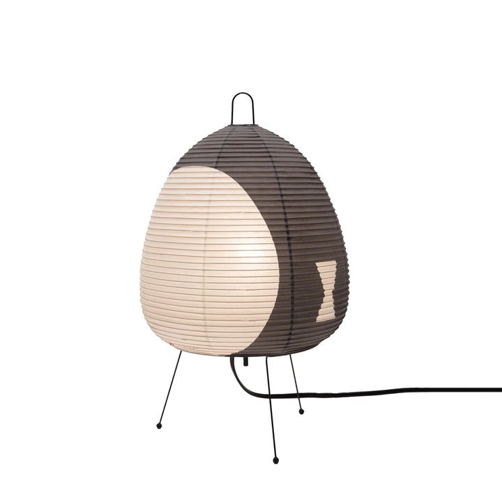 Skorter | Zenora – Rice paper table lamp in Japanese wabi-sabi design