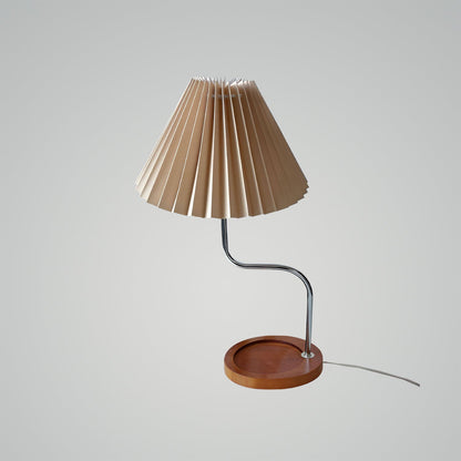 Bohemian - Classic Elegance Pleated Desk Lamp