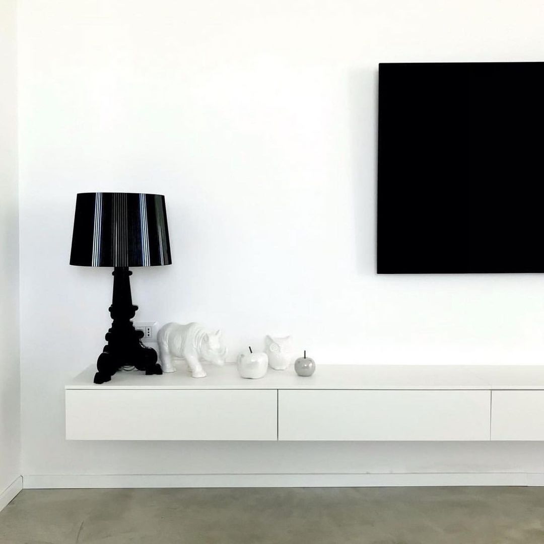 Bourgie Table Lamp
