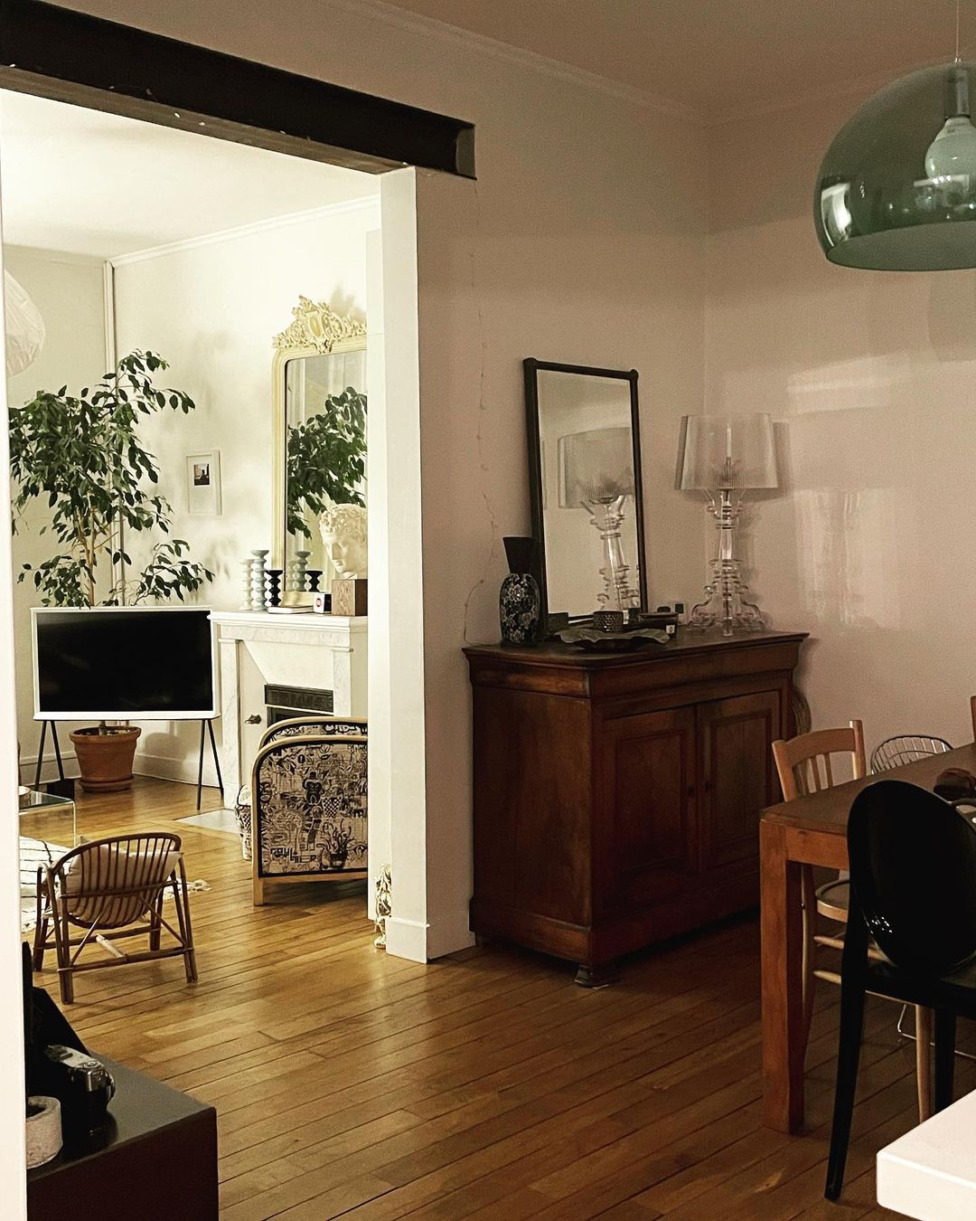 Bourgie Table Lamp