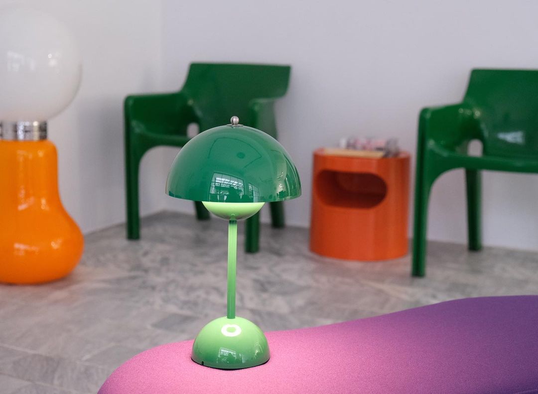 Charging LED Table lamp