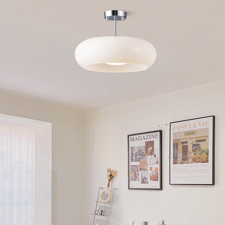 Bärnstensfärgad rund taklampa i glas 